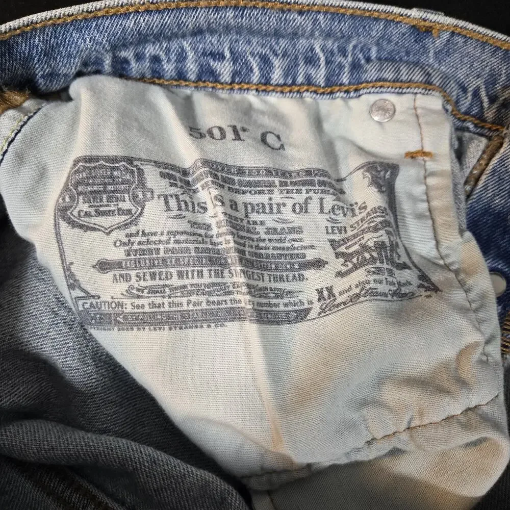 Levis 501 Curve Button Fly Distressed Denim Shorts Blue W32 High Rise Cut Offs